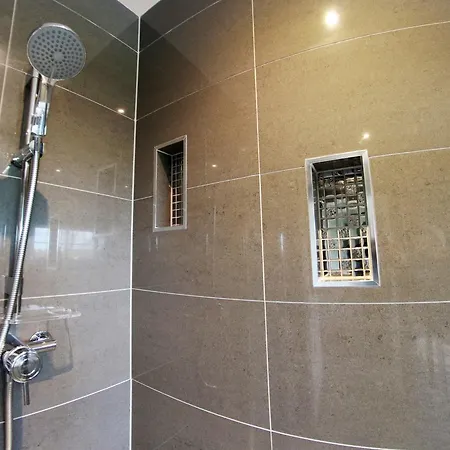 Bed & Breakfast Ryelands B&B 4*
